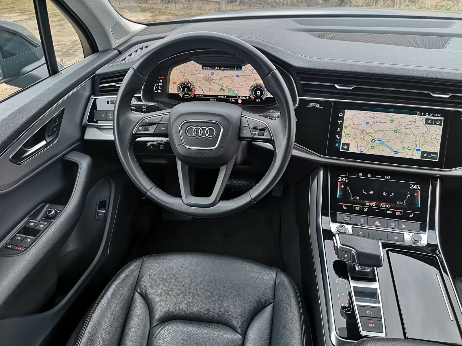 
								Audi Q7 55 TFSI full									