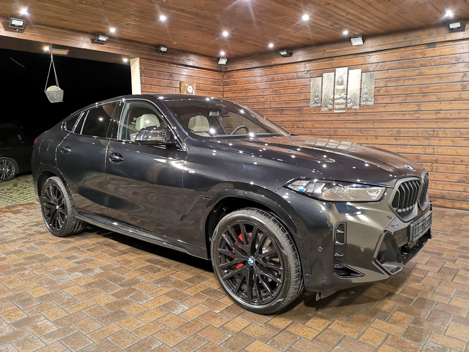 
								BMW X6 30 d xDrive M Sport full									