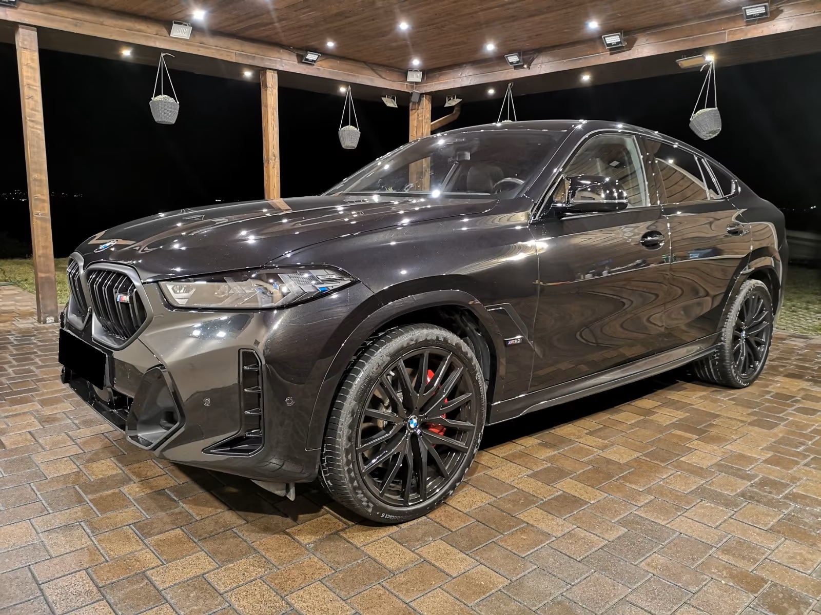 
								BMW X6 M60 i xDrive full									