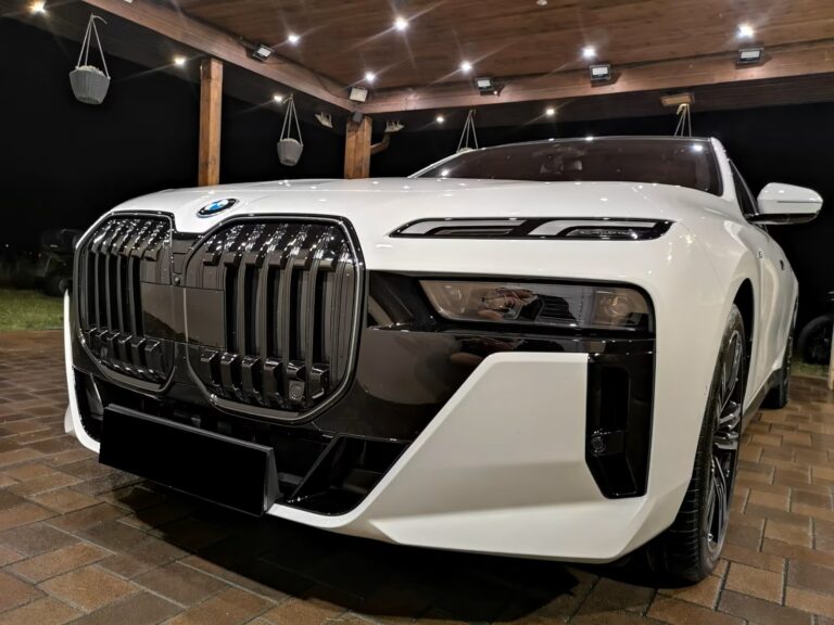 BMW i7 xDrive